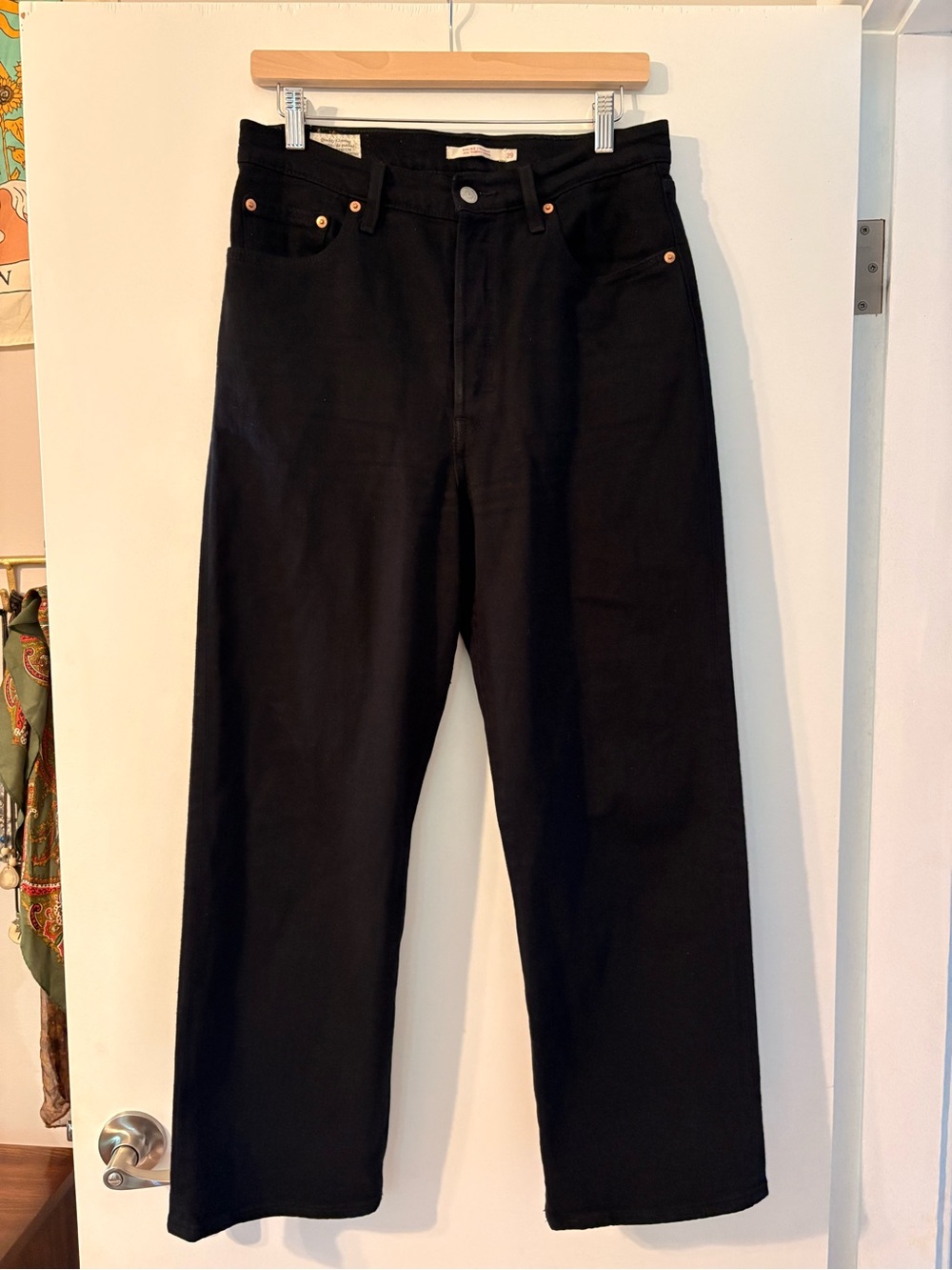 Levi’s Ribcage Straight Black Jeans